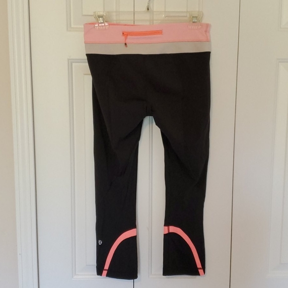 Lululemon - Picture 2 of 2